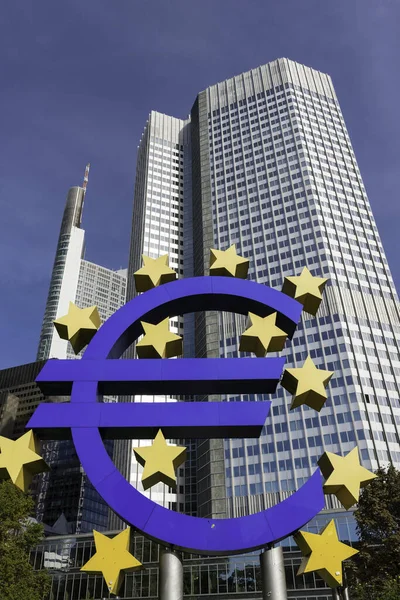 Eurotower Banco Central Europeu Ezb Frankfurt Com Símbolo Euro Doze — Fotografia de Stock