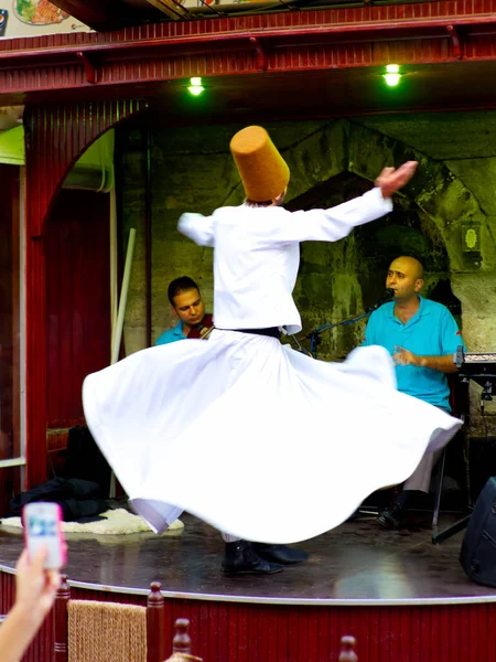Istanbul Julho Sufi Girando Dervish Semazen Danças Sultanahmet Durante Mês — Fotografia de Stock