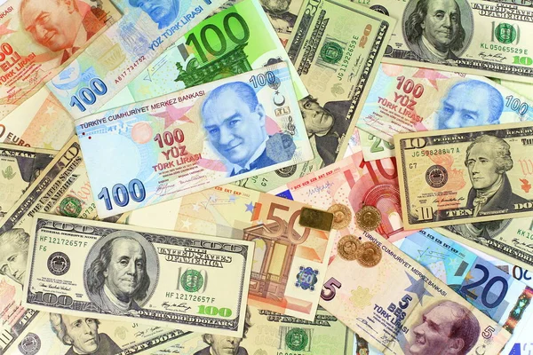 来自美元和欧元钞票的背景 100土耳其里拉其他货币现钞 — 图库照片