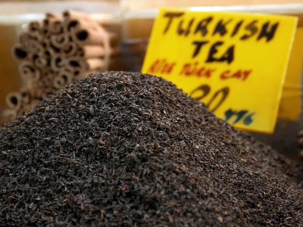 Tea Kupac Fűszerpiacon Nyers Frissen Szárított Török Tea Jogdíjmentes Stock Képek