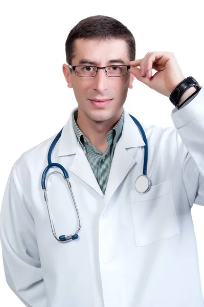 Jeune Homme Manteau Médecins Avec Stéthoscope Posant Sur Fond Blanc — Photo