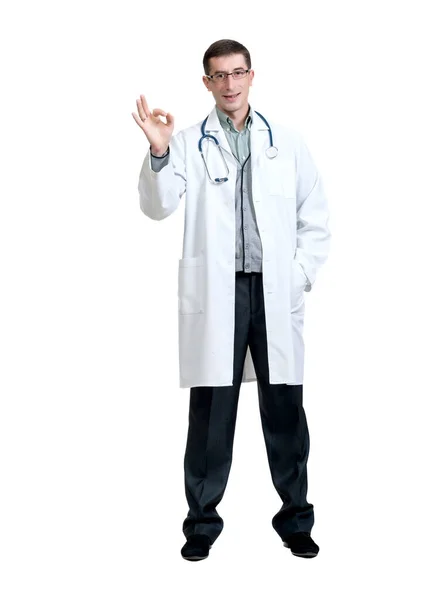 Genç Adam Doktor Ceketi Steteskop Beyaz Arka Planda Karantinada Poz — Stok fotoğraf