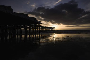 Sunset by Crystal Pier in San Diego