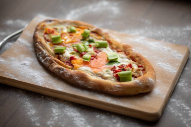 Fast food - Yumurta beacon cheesee pizza