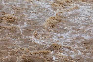 Fırtına üstüne fırtına - toprak gelen gecekondu suyu, iklim değişiklikleri illüstrasyon