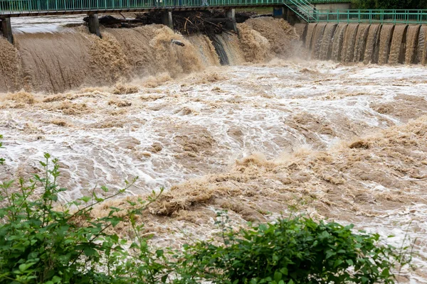 Overstroming Storm Unglean Water Met Bodem Komt Klimaatverandering Illustratie — Stockfoto