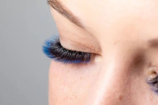 Blue Eyelash Extension Met Verschillende Kleuren Wimpers Vrouw Ogen Met — Stockfoto