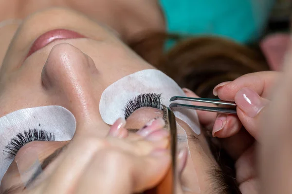 Treatment Beauty Procedure Upgrade Eyelashes Extension Tweezers Woman Eyes Long — Stock Photo, Image