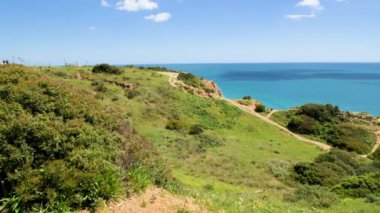 Cliffs Atlantik Okyanusu, Lagos, Algarve, Portekiz tarafından görüntülemek.