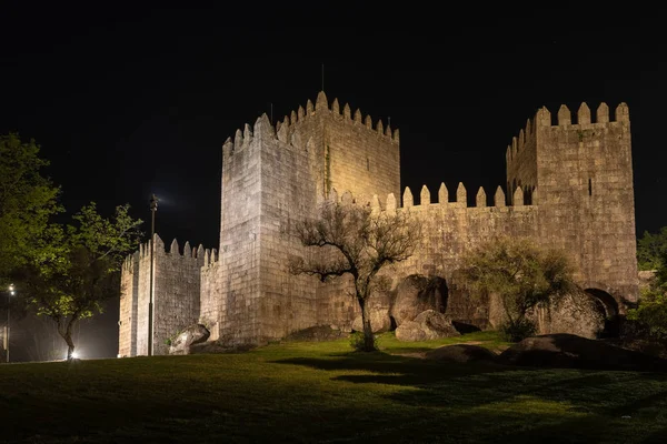 Medieval Castle Guimaraes City Night Norte Region Portugal — Stock Photo, Image
