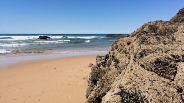 Playa Con Rocas Almograve Alentejo Portugal — Vídeos de Stock