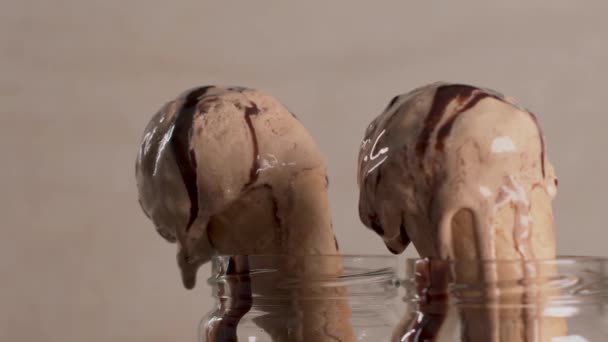 Gelato Cioccolato Fatto Casa Coni Cialde Pezzi Cioccolato Fondente — Video Stock