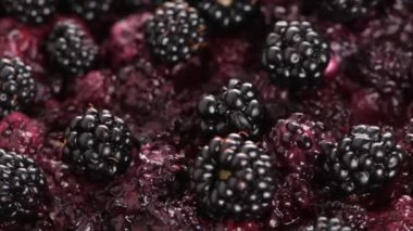 Ev yapımı pasta portre Blackberry'li üzerinde.