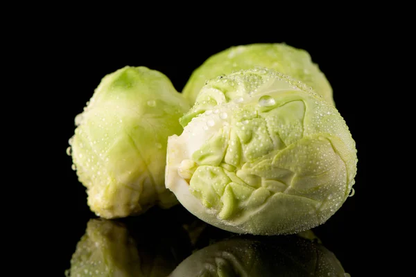 Fresh Brussels Sprouts Isolated Black Background — Stock Photo, Image