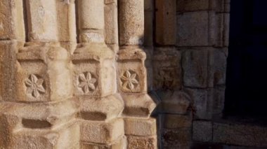 Barcelos Santa Maria Maior'ın Chrurch mimari kurumuzun. 60 yerleşim birimleri ile Belediye yerleşim birimleri ülkenin en yüksek sayıda olduğunu.