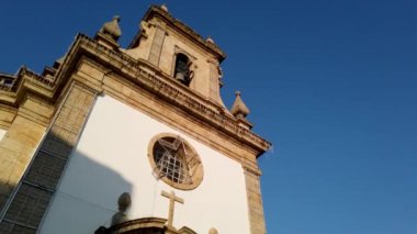 Kilise Bom Jesus da Cruz Barcelos. 60 yerleşim birimleri ile Belediye yerleşim birimleri ülkenin en yüksek sayıda olduğunu.