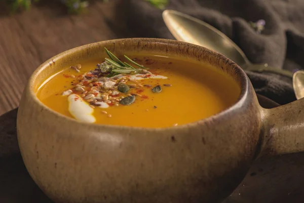 Sopa Calabaza Saludable Con Crema Semillas Calabaza Orgánica —  Fotos de Stock