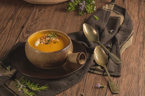 Sopa Calabaza Saludable Con Crema Semillas Calabaza Orgánica —  Fotos de Stock