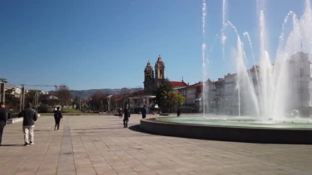 Braga Portugal Circa Febrero 2019 Fuentes Plaza República Medieval Praca — Vídeos de Stock