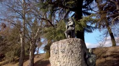 Viseu, Portekiz - Şubat 2019 yaklaşık: Cava de Viriato heykeli, Lusitanian askeri Şef Roma İber Yarımadası'nda sarf mülkü karşı halkın açtı.