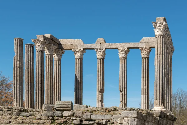 Romersk tempel for Evora – stockfoto