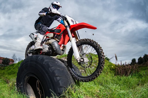 Enduro cykel ryttare — Stockfoto