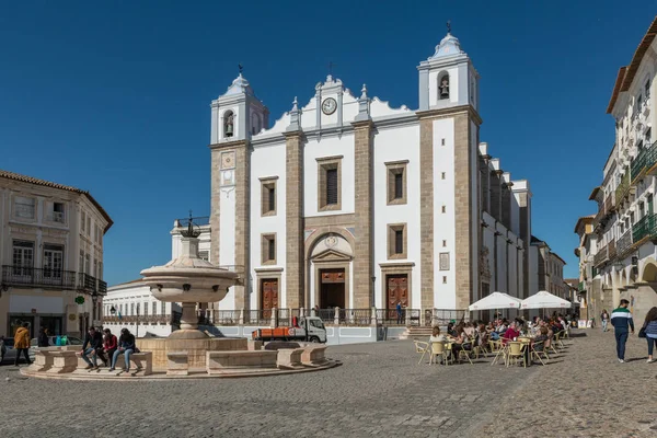 Iglesia de Santo Antao en Evora — Foto de Stock