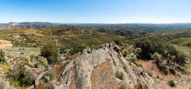 Manzara çevreleyen Saint Gabriel Kilisesi bakış açısı