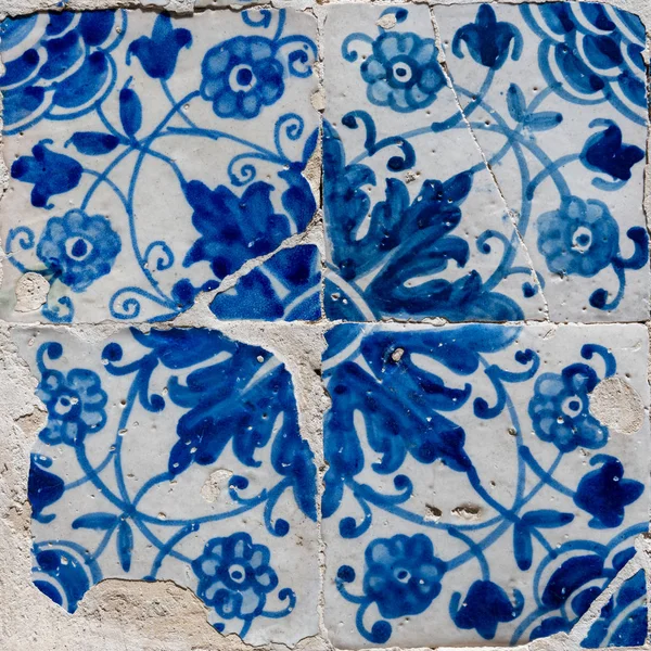 Traditional Portuguese glazed tiles — Stock Photo, Image