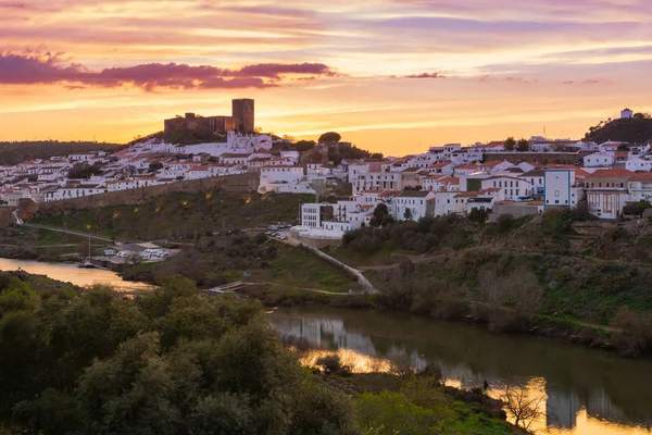 Pôr do sol em Mertola — Fotografia de Stock