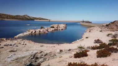 Lagoa Comprida Portekiz 'in Serra da Estrela doğal parkının en büyük gölüdür..