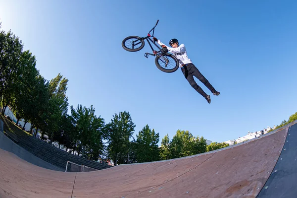 BMX Stunt — стоковое фото