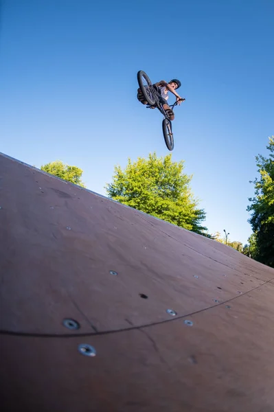 Bmx の自転車スタント — ストック写真