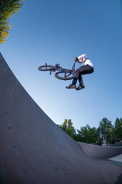 Conluio da bicicleta BMX — Fotografia de Stock