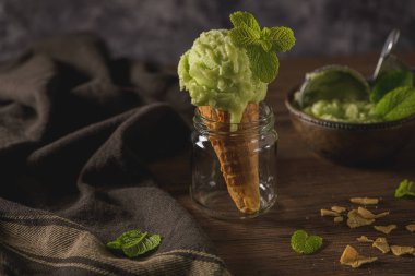 Fıstıklı dondurma.