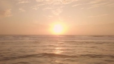 Plaj ve kum tepeleri Murtosa, Aveiro - Portekiz batımında hava görünümünü. Havadan görünümü.