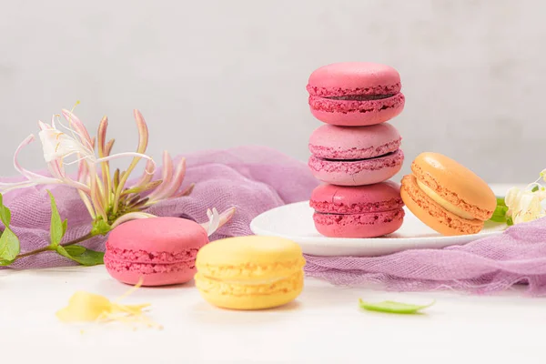 Uma Iguaria Doce Francesa Macaroons Variedade Closeup Cor Macarroons Frescos — Fotografia de Stock