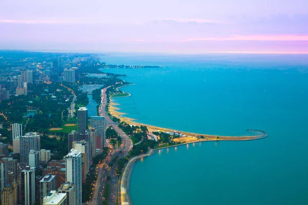 View Chicago Illinois Lake Michigan Beaches Buildings Roads View Sunset — Stock Photo, Image