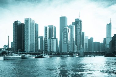  Modern kentsel şehir manzarası ile ofis binaları ve gökdelenler Michigan Gölü Harbor'da Marnixkade görünümünü Chicago