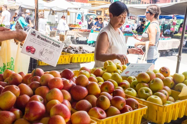 New York City Juli 2018 Weergave Tenten Mensen Biologisch Geteelde — Stockfoto