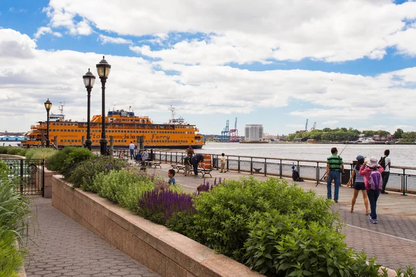 New York City Juin 2014 Vue Depuis Battery Park Dans — Photo