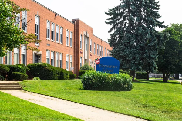 Vista Del Tipico Edificio Scolastico Americano Esterno — Foto Stock