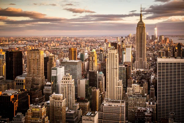 New York City Skyline Van Manhattan Bij Zonsondergang — Stockfoto