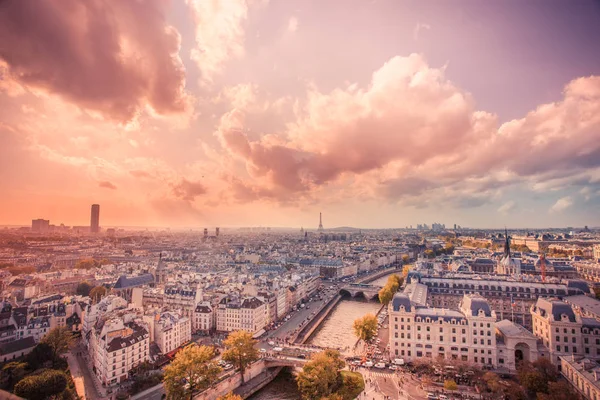 Solnedgang Paris Frankrike Med Tak Sett Ovenfra – stockfoto