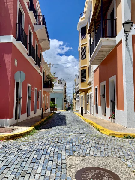 Renkli Binalar Ile Eski San Juan Porto Riko Street Sahne — Stok fotoğraf