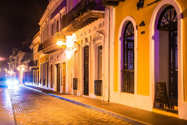 Pusta Scena Uliczna Old San Juan Puerto Rico Nocą Budynkami — Zdjęcie stockowe