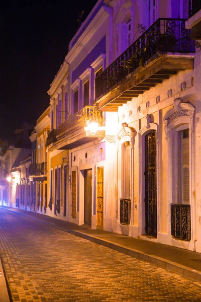 Pusta Scena Uliczna Old San Juan Puerto Rico Nocą Budynkami — Zdjęcie stockowe