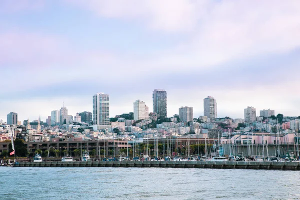 San Francisco California Şehri Bay Bridge Rıhtım Görünümünde Siluet Binaları — Stok fotoğraf