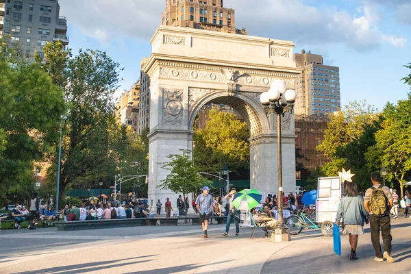 New York City Augusztus 2019 Jelenet Washington Square Park Greenwich — Stock Fotó