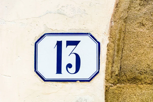 Дом номер тринадцать — стоковое фото